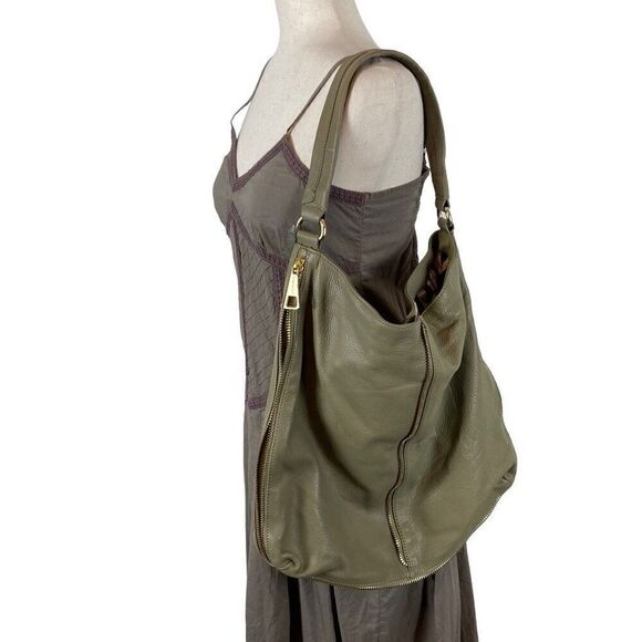 Kelsi Dagger McKenzie Sage Hobo Pebble Leather Shoulder Tote Bag Green NEW* - Picture 2 of 16